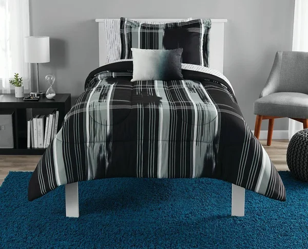 Mainstays Modern Plaid Black Bed in A Bag Bedding Set - King