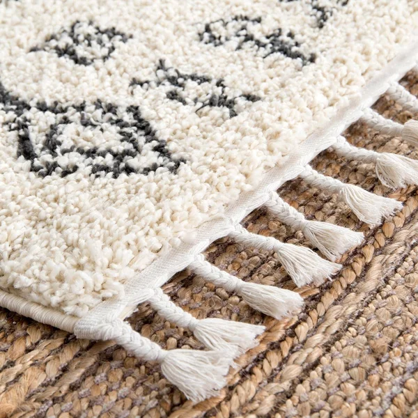nuLOOM Rugs Kayla Moroccan Abstract Tassel Off White 6& 7x22 x 9& Area Rug