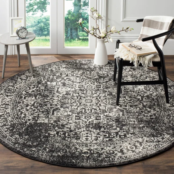 Evoke Rug - Silver/Ivory - 6&7x22x6&7x22 Square - Safavieh