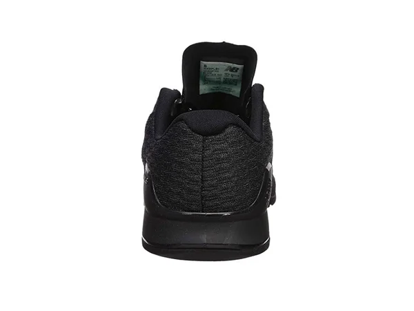 New Balance Women's Minimus Prevail Black 8 B - Training