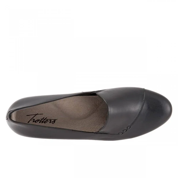 Trotters Women's Moment Loafer - Size: 11, Black