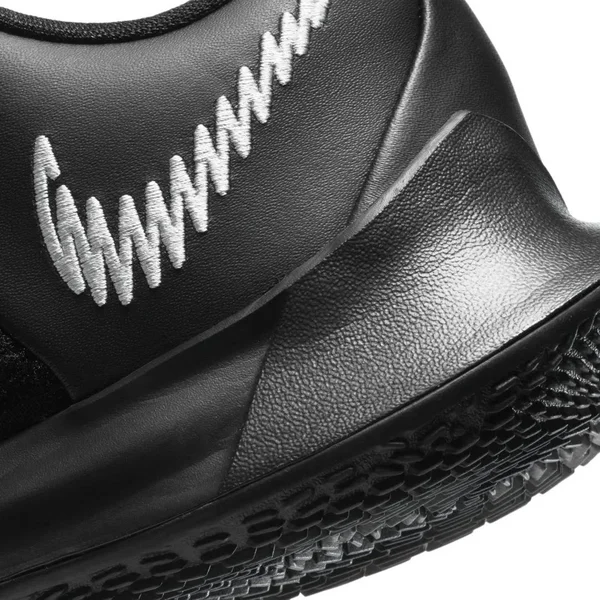 Nike Kyrie Low 3 Basketball Shoes in Black - Size: 18, CJ1286-002