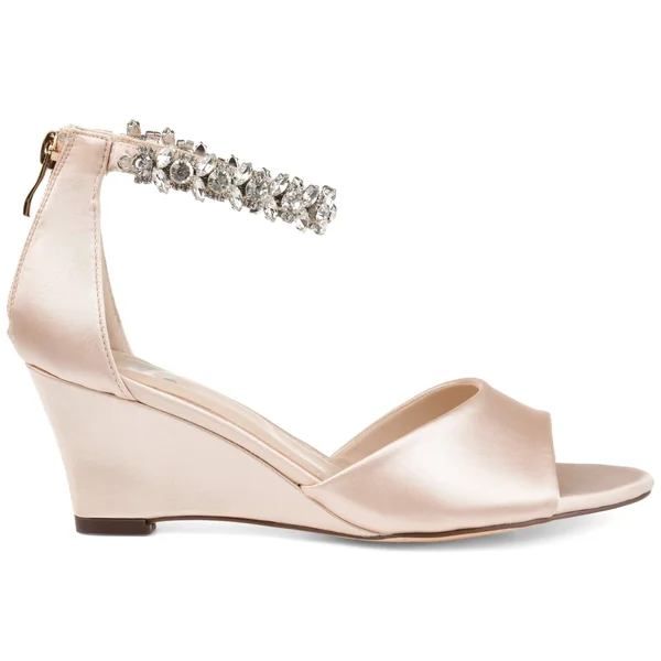 Journee Collection Cream Connor Wedge