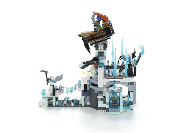 LEGO Legends of Chima 70147 - Sir Fangar&s Ice Fortress