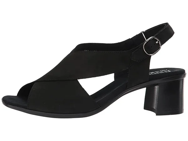 Munro Laine Women's Black Sandal 8 E2