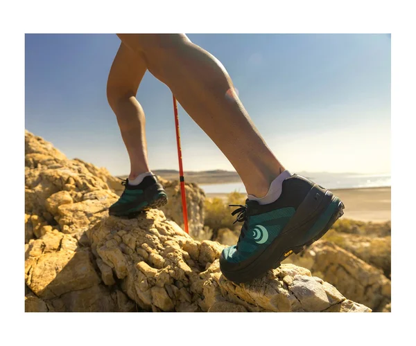 Topo Athletic Women's Ultraventure Pro, Teal/Mint, 11