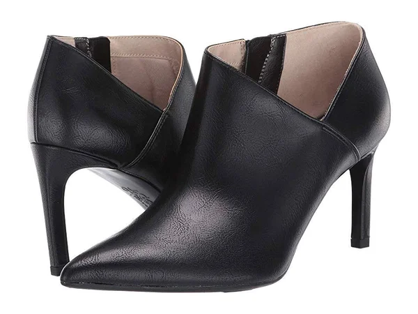 Women's LifeStride Nicolette Bootie - Black - Size 10