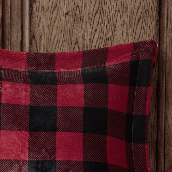 Woolrich Alton Plush to Sherpa Down Alternative Comforter Set (Red/Black Buffalo Check - King)