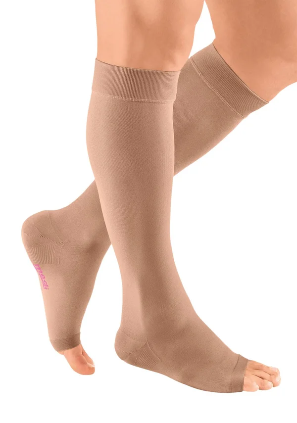 Mediven Plus - 30-40 mmHg, Calf High, Open Toe Beige, III-Petite