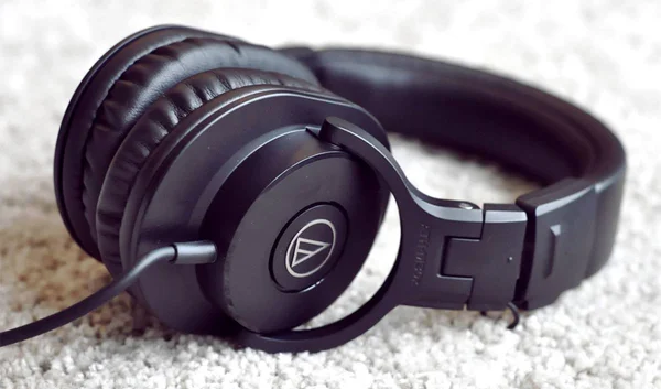 Audio-Technica Professional Monitor Headphones (ATH-M20X)