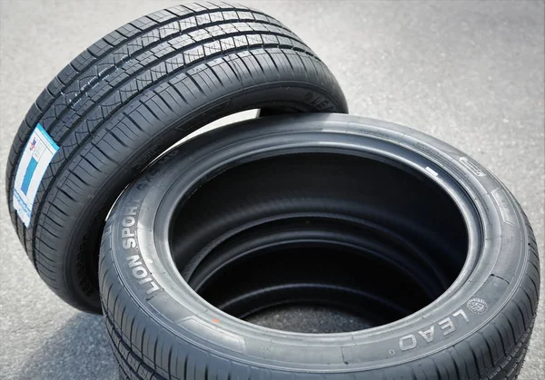 Leao Lion Sport 4x4 HP 205/70R16 97V A/S Performance Tire