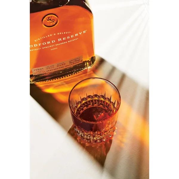 Woodford Reserve Bourbon Bourbon, Kentucky Straight Bourbon Whiskey - 1.75 lt
