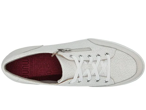 Women's Munro Gabbie Sneaker, Size 5 M - White