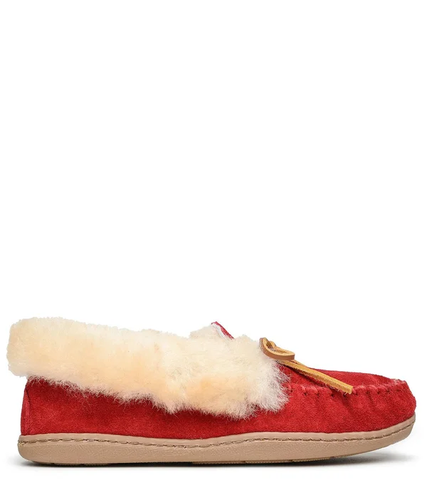 Minnetonka Alpine Sheepskin Moc 9 Women's Red
