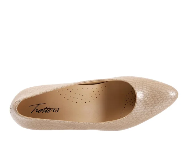 Trotters Women's Kari Pump, Size: 7, Taupe Snake Leather