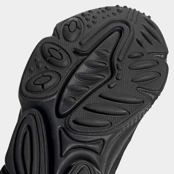 Adidas Men's Core Black Ozweego Shoes, Size: 11