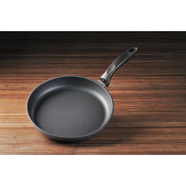 Swiss Diamond 10.25x22 Fry Pan with Lid