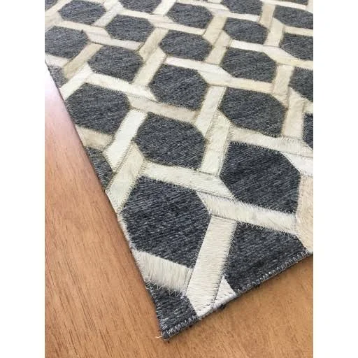 Eastern Weavers Hand-Woven Charcoal - Ivory Area Rug, Gray