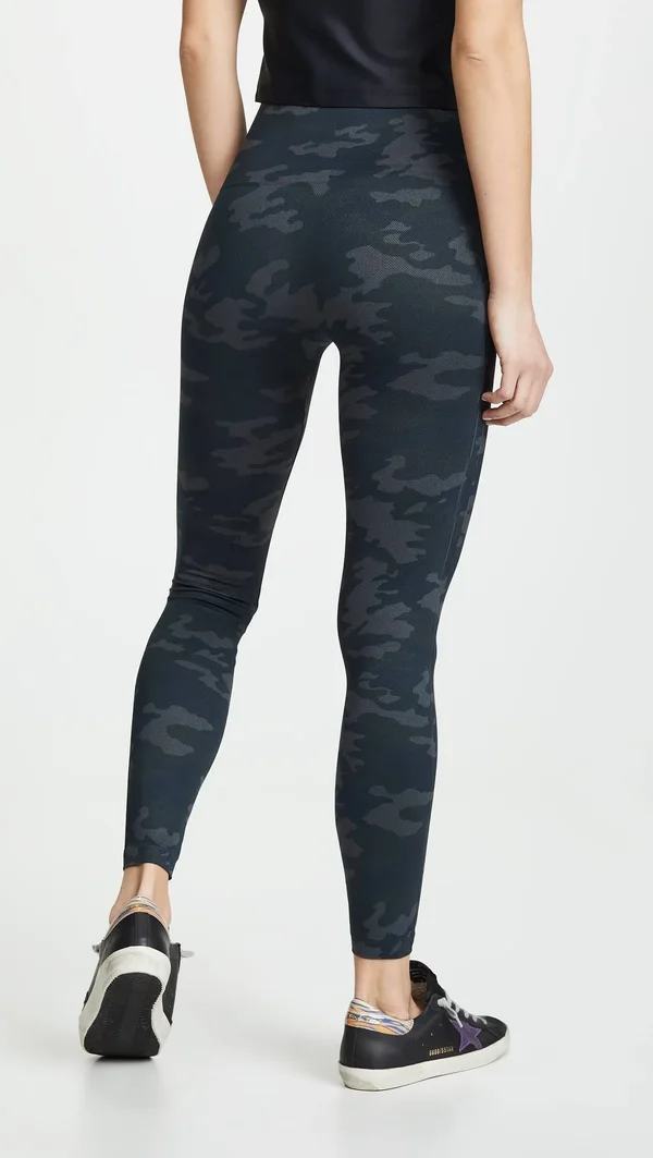 Spanx Look at Me Now Seamless Leggings Black Camo