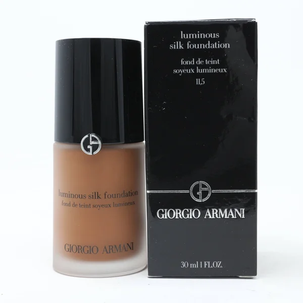 Giorgio Armani Luminous Silk Foundation - 8.25 30 ml/1 oz