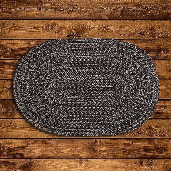 Colonial Mills Hayward Black 2&x3& Oval Rug