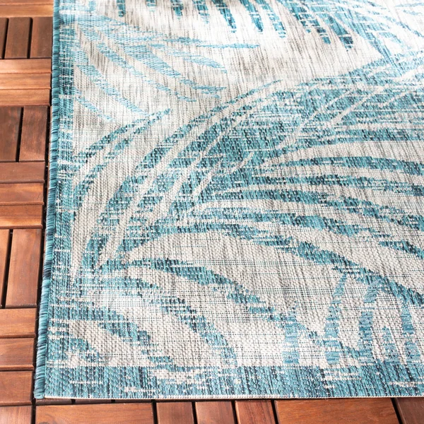 Safavieh Courtyard Deana Indoor/ Outdoor Rug - 6&7x22 x 6&7x22 Round - Aqua/Navy