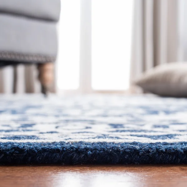 Safavieh Micro-Loop Rug Collection MLP648N - Navy, Ivory - 4& x 6&
