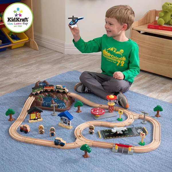 Kidkraft 17826 Bucket Top Mountain Wooden Train Track Set for Kids - Railway with Accessories Included (61 Pieces)