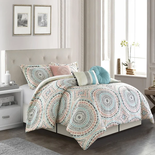 Grand Avenue Laylani 7-Piece Comforter Set - Queen