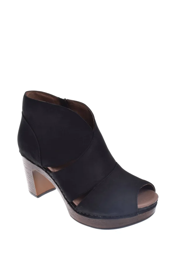 Dansko Women's Delphina (41 Black Milled Nubuck)