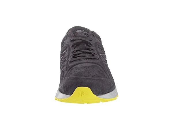 New Balance Men's Fresh Foam Arishi V2 Running Shoe, Size: 10 4E, Black Yellow