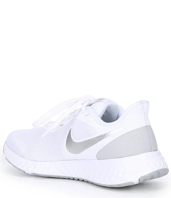 Nike Revolution 5 Women's Running Shoes in Black, Size: 9, BQ3207-008