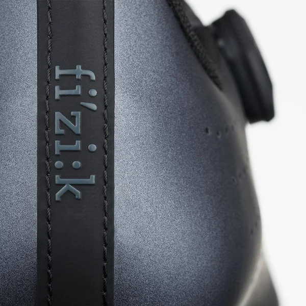 Fizik Tempo R5 Overcurve Shoes - Black 44 - Black