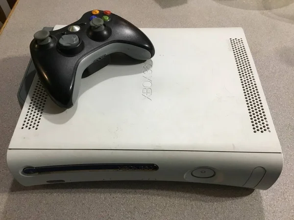 Microsoft Xbox 360 Black Elite 120 GB Console