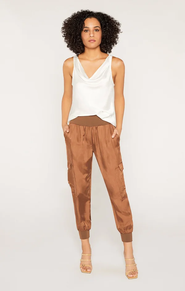 Cinq A Sept Tous Les jours Giles Satin Jogger Pants - Red, Women's, S