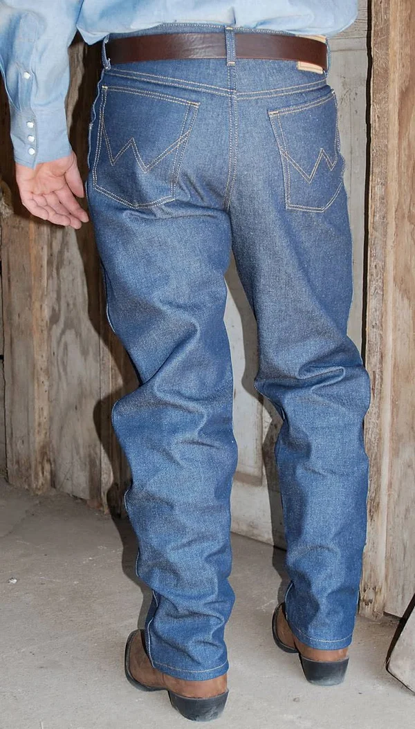 Wrangler Men's Rugged Wear Relaxed Fit Jeans (44x30 Denim)
