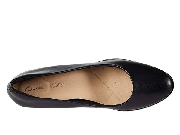 Clarks Women's Kaylin60 Pump - Size: 8, Black Leather