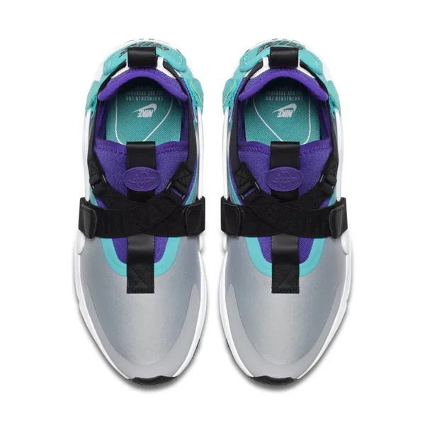 Nike Women's Air Huarache City Running Shoe (8.5)