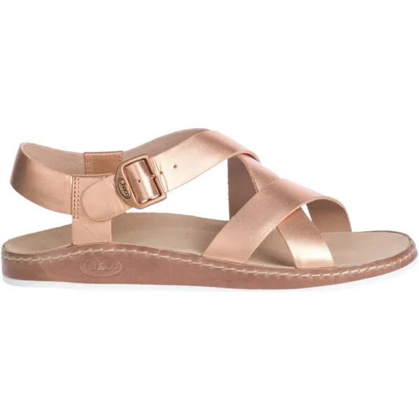 Chaco Wayfarer Size: 7M - Rose Metallic