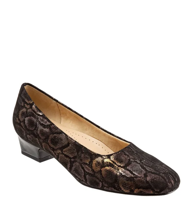 Women's Trotters &Doris& Pump - Size 7 M - Black