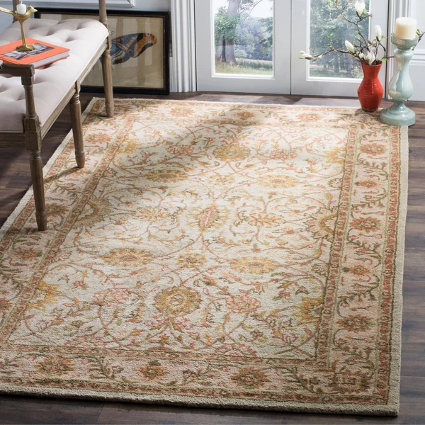 Safavieh Antiquities AT17A Area Rug - Ivory/Light Green, Size: 3 x 5 ft.