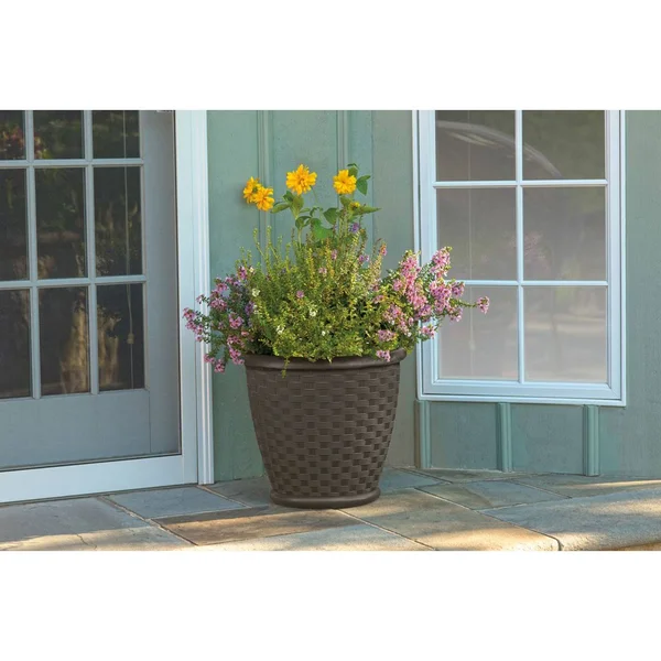 Suncast Sonora 18 inch Resin Wicker Decorative Flower Planter, Brown (4 Pack)