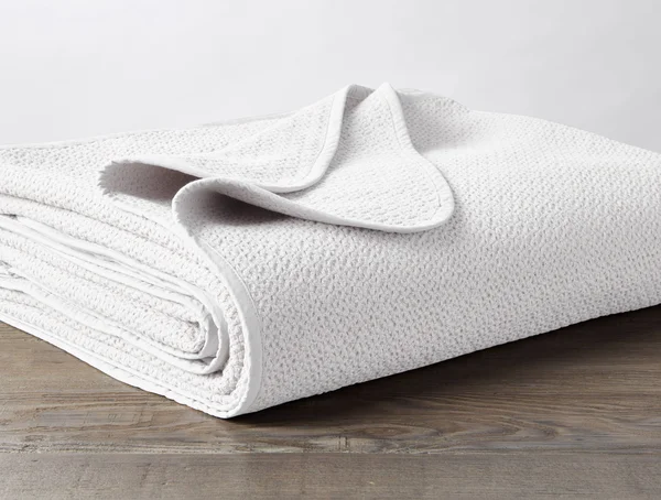 Coyuchi, Honeycomb Blanket King White
