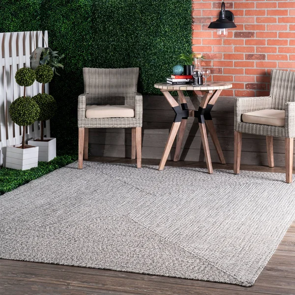 nuLOOM Lefebvre Braided Indoor/Outdoor Area Rug - 5& Round, Tan