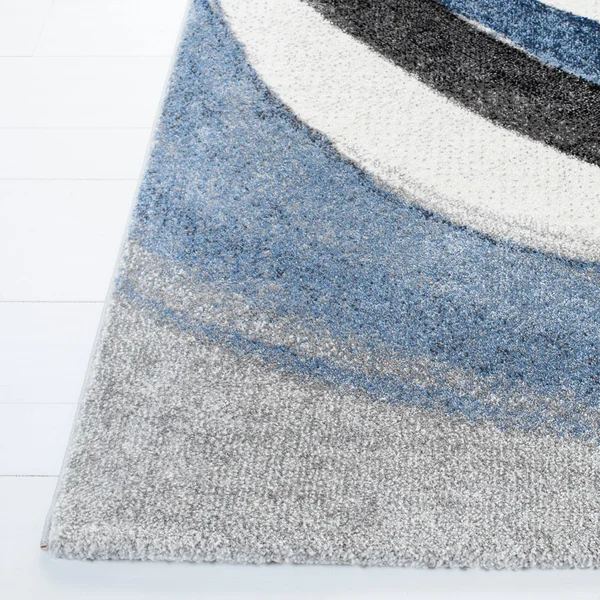 Safavieh Hollywood HLW766F Rug 6&7x22x9& Rug