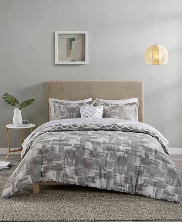 Madison Park Essentials - Cleo Reversible Complete Bedding Set - Grey - Queen