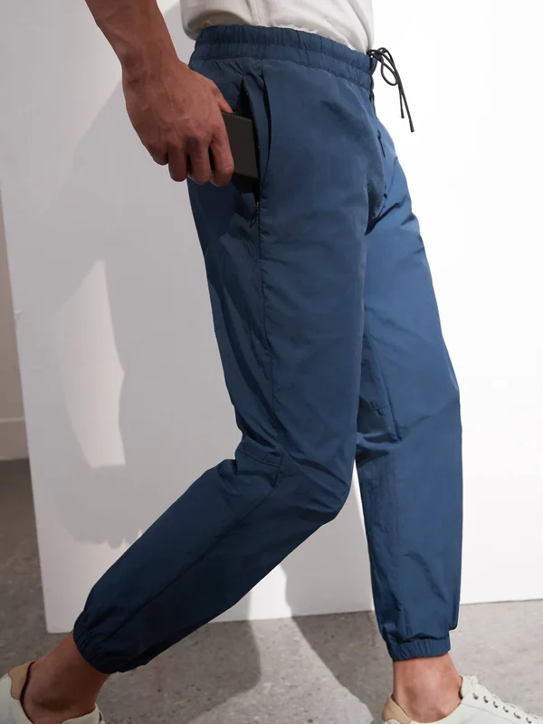 Banana Republic Men's Slim Water-Repellent Jogger Niagara Navy Tall Size XXL