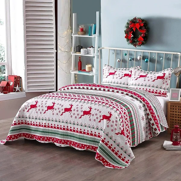Porch & Den Dutch Christmas Pattern Quilt Set - Queen