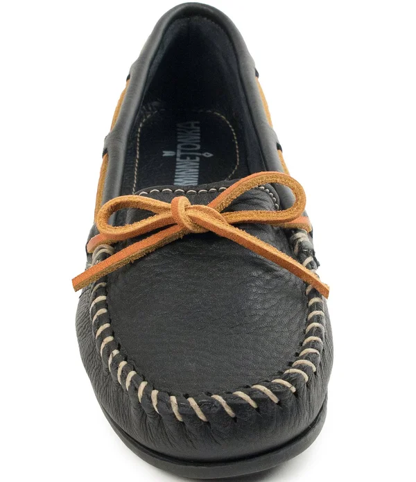 Minnetonka Boat Moc 9.5 Women's Red