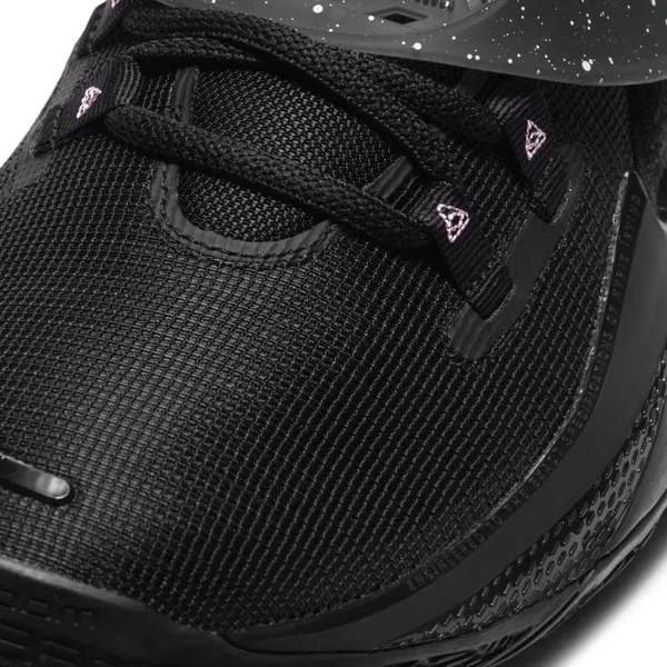 Nike Kyrie Low 3 Basketball Shoes in Black - Size: 18, CJ1286-002